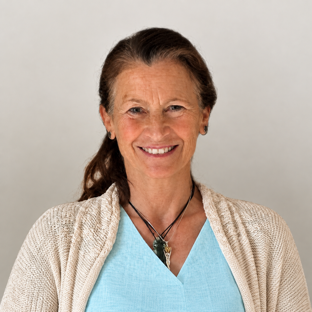 Gillian Crundwell, Dip. NZNFE flower essence practitioner in Berridale, NSW