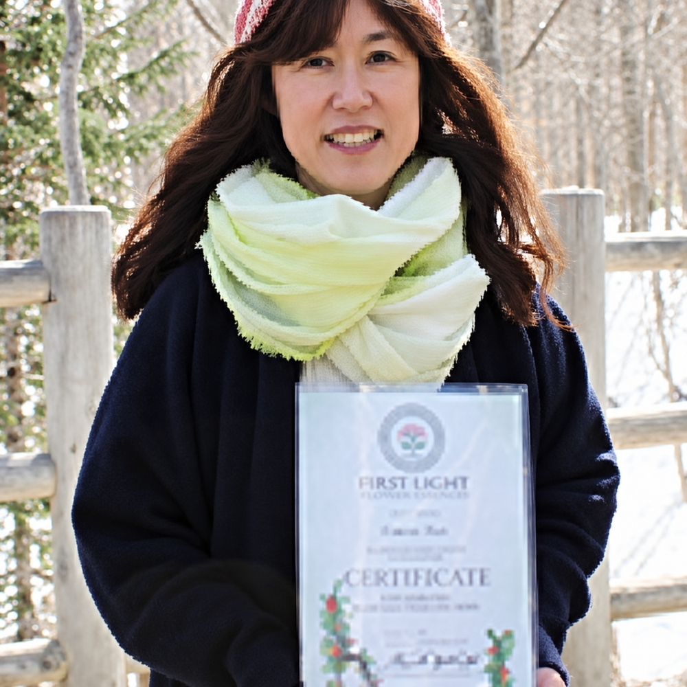 Tomomi Mori, Cert. NZNFE flower essence practitioner in Hokkaido